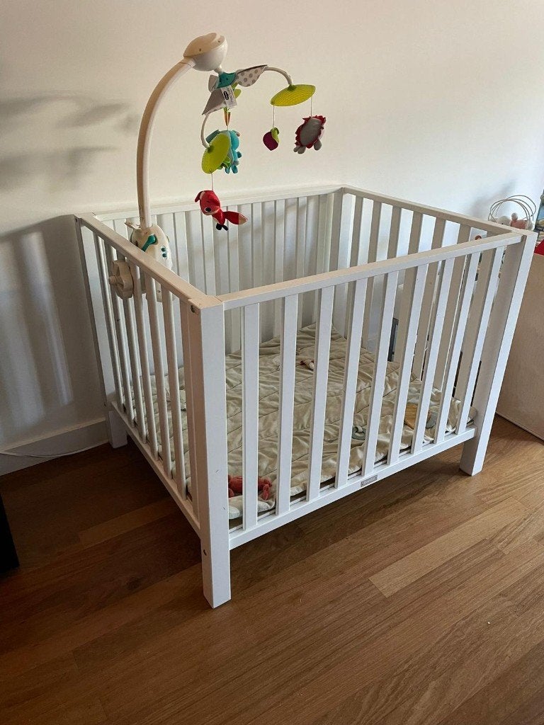 box, Kinderen en Baby's, Ophalen of Verzenden, Gebruikt, Vierkant, In hoogte verstelbaar