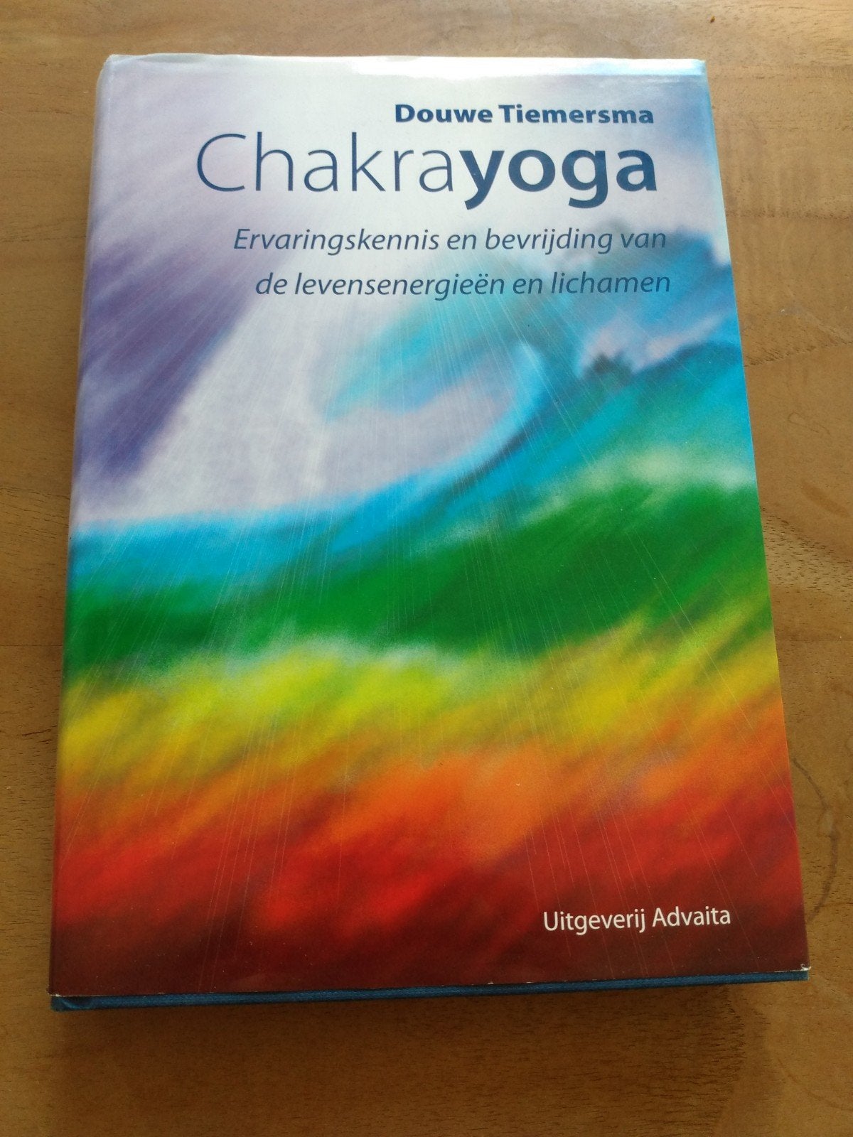 Douwe Tiemersma - Chakrayoga, Boeken, Achtergrond en Informatie, Spiritualiteit algemeen, Ophalen of Verzenden, Zo goed als nieuw