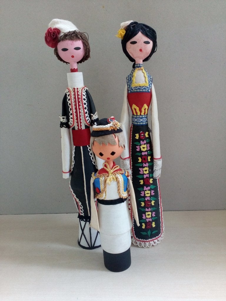 Oude houten Folkloristische Poppen. Handgemaakt, Antiek en Kunst, Ophalen of Verzenden