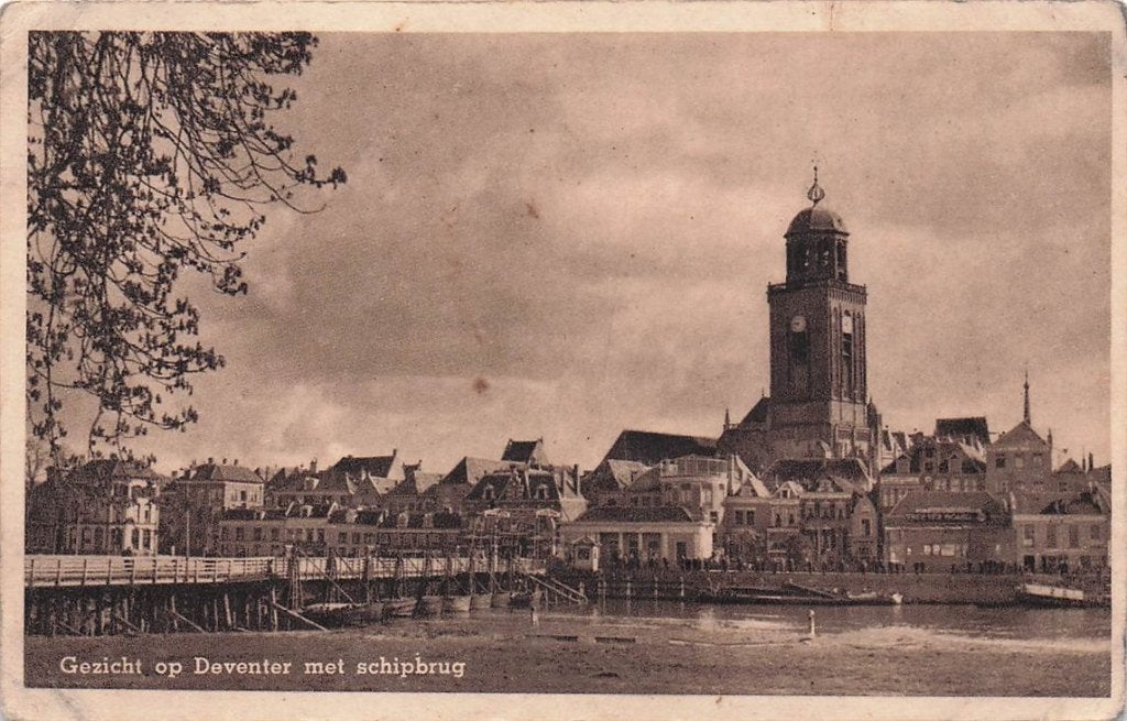 702-321-041 Gezicht Op Deventer Met Schipbrug, Verzamelen, Ansichtkaarten | Nederland, Overijssel, Voor 1920, Verzenden