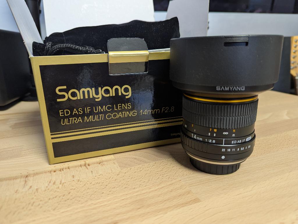 Samyang ED AS IF UMC 14mm f2.8 four-thirds, Ophalen of Verzenden, Zo goed als nieuw, Groothoeklens