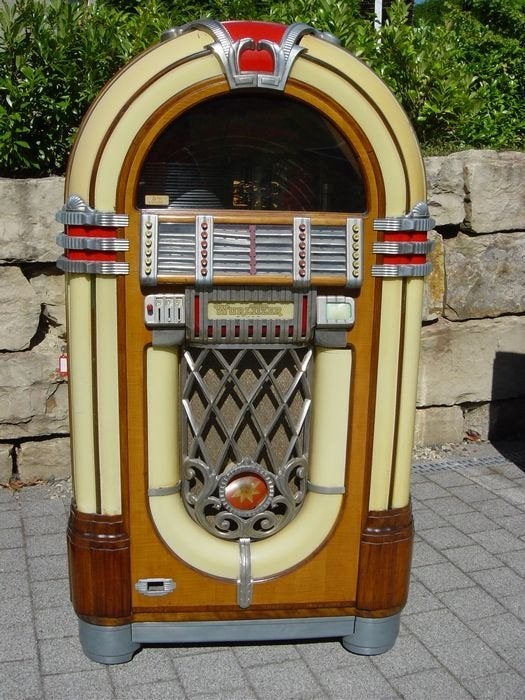 Gezocht Wurlitzer 1015 78 rpm of Wurlitzer 1100 78 rpm, Verzamelen, Ophalen, Zo goed als nieuw, Voor 1950, Wurlitzer