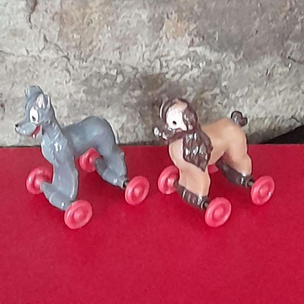 Zeldzame miniaturen Lady en de Vagebond Disney jaren 60, Verzamelen, Ophalen of Verzenden, Overige figuren, Gebruikt, Beeldje of Figuurtje