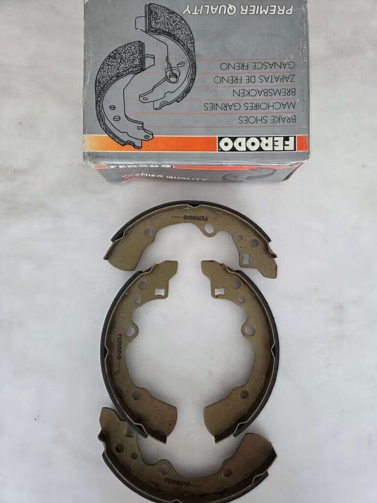 Set Remschoenen Ford Probe Kia Concord Mazda 323 626, -, -, Nieuw, Ferodo
