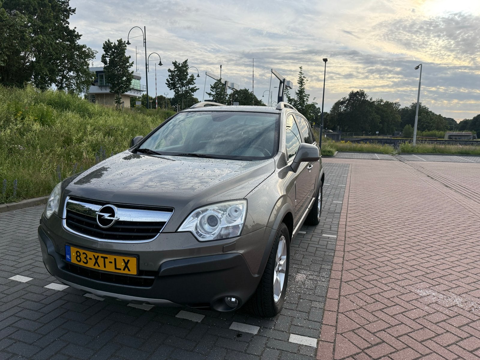Opel Antara 3.2 24V AUT 2007 Beige, Automaat, 3195 cc, 227 pk, 2000 kg