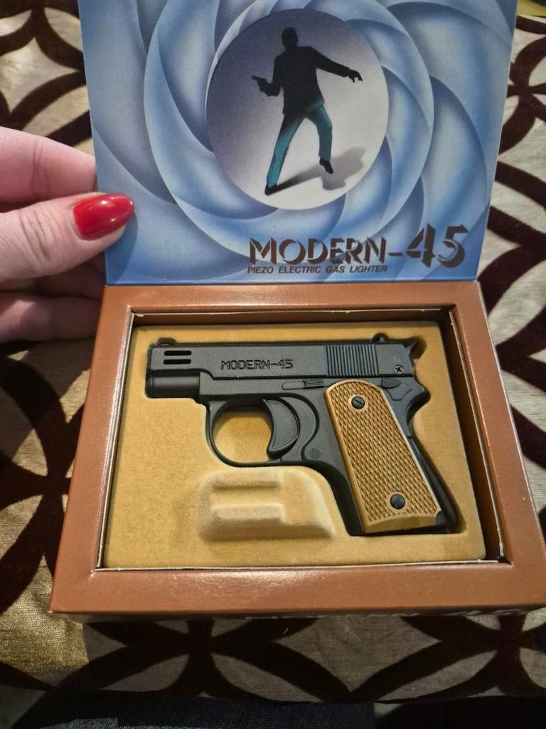 Vintage Modern-45 Pistool Aansteker - Nieuw in Doos, Verzamelen, Onbekend, Japan, Niet beschikbaar, Nieuw, Ophalen of Verzenden