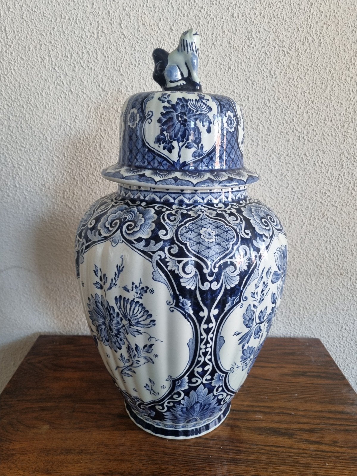 Prachtige Delfts Blauwe Vaas met Deksel en Leeuw, Ophalen