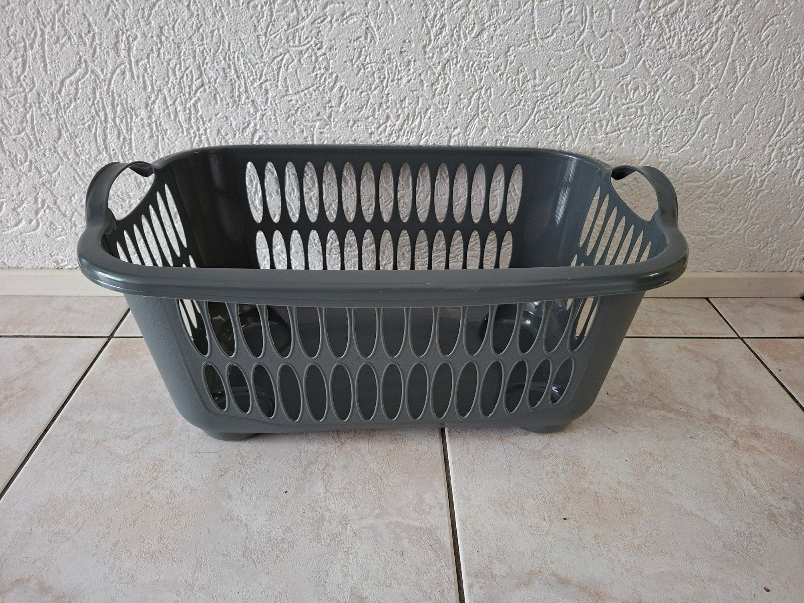 Wasmand Tontarelli 33L - Zo goed als nieuw t.e.a.b, Ophalen, Zo goed als nieuw, Grijs, Kunststof