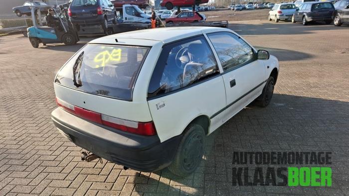 Portier 2Deurs rechts van een Suzuki Swift, Auto-onderdelen, Gebruikt, -, Deur, -