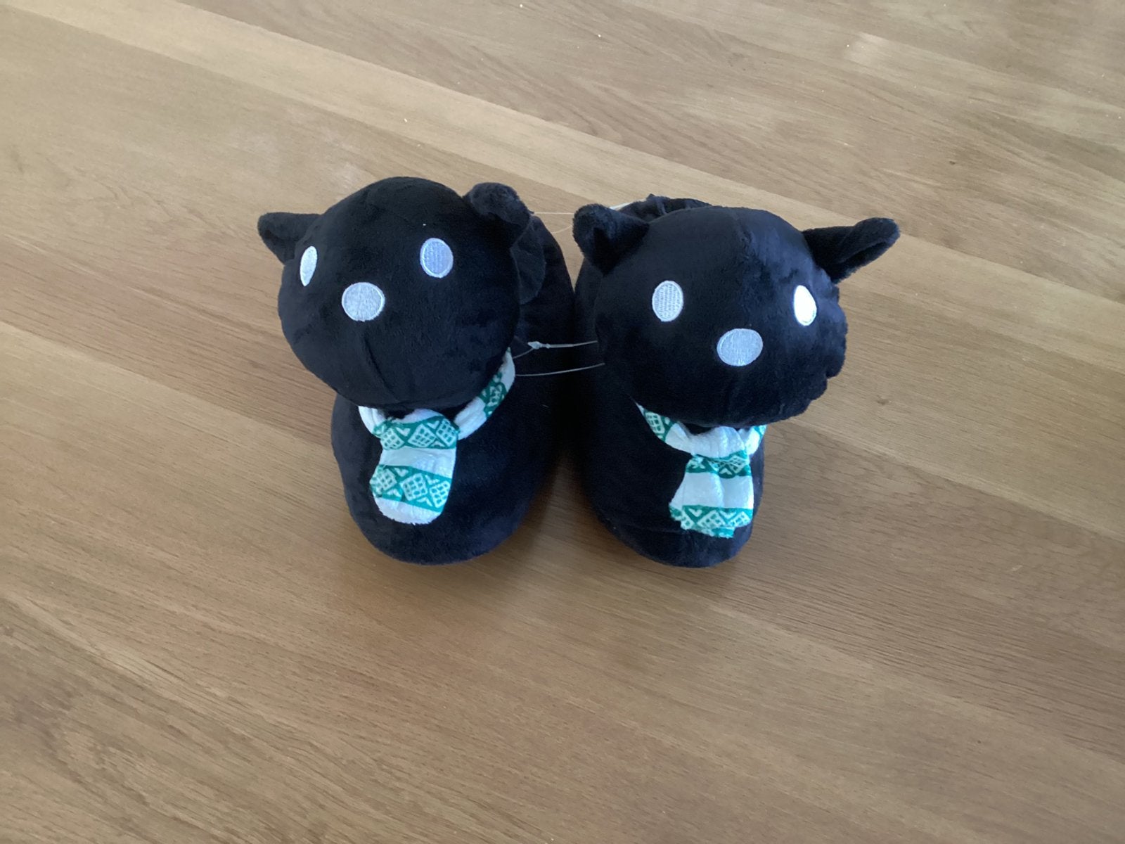 Kinderpantoffels maat 35/36, Ophalen of Verzenden, Zo goed als nieuw, Jongen of Meisje, Overige typen