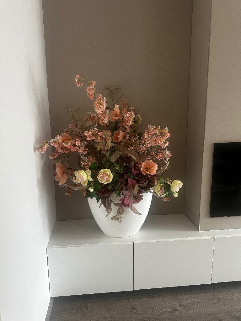 Vaas + bloemstuk, Huis en Inrichting, Woonaccessoires | Vazen, Ophalen, Overige materialen, Meerkleurig, Zo goed als nieuw