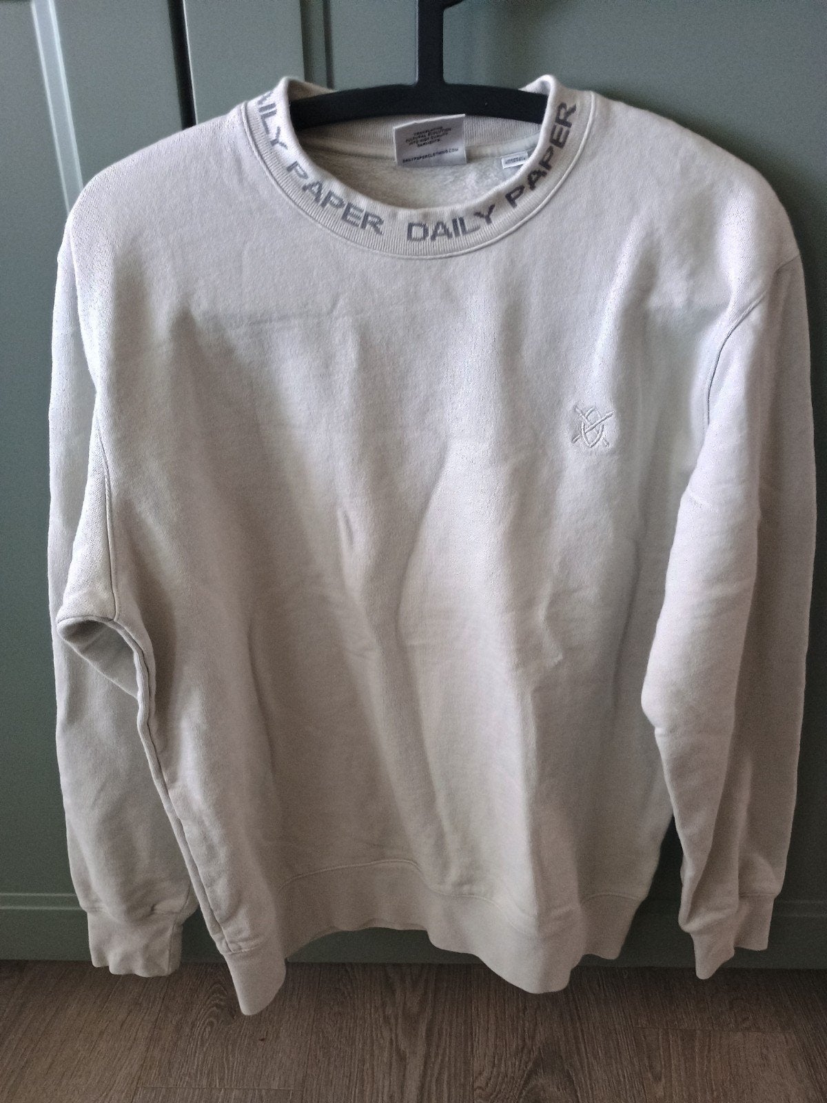 Daily Paper crew neck sweater heren maat M, Kleding | Heren, Truien en Vesten, Ophalen, Maat 48/50 (M), Beige, Zo goed als nieuw