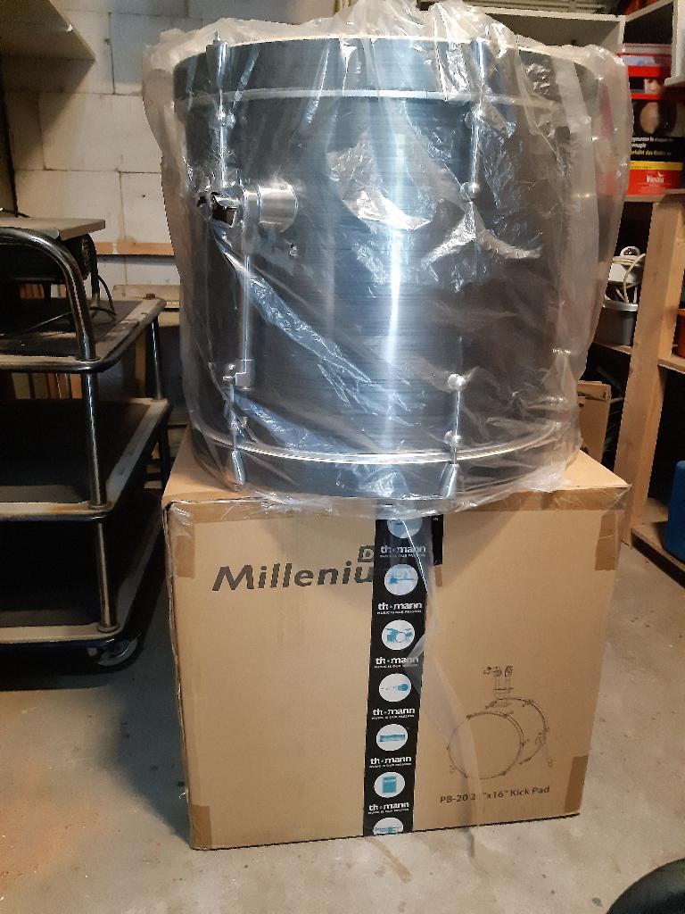 Basdrum, Muziek en Instrumenten, Drumstellen en Slagwerk, Ophalen of Verzenden, Nieuw, Overige merken, Elektronisch
