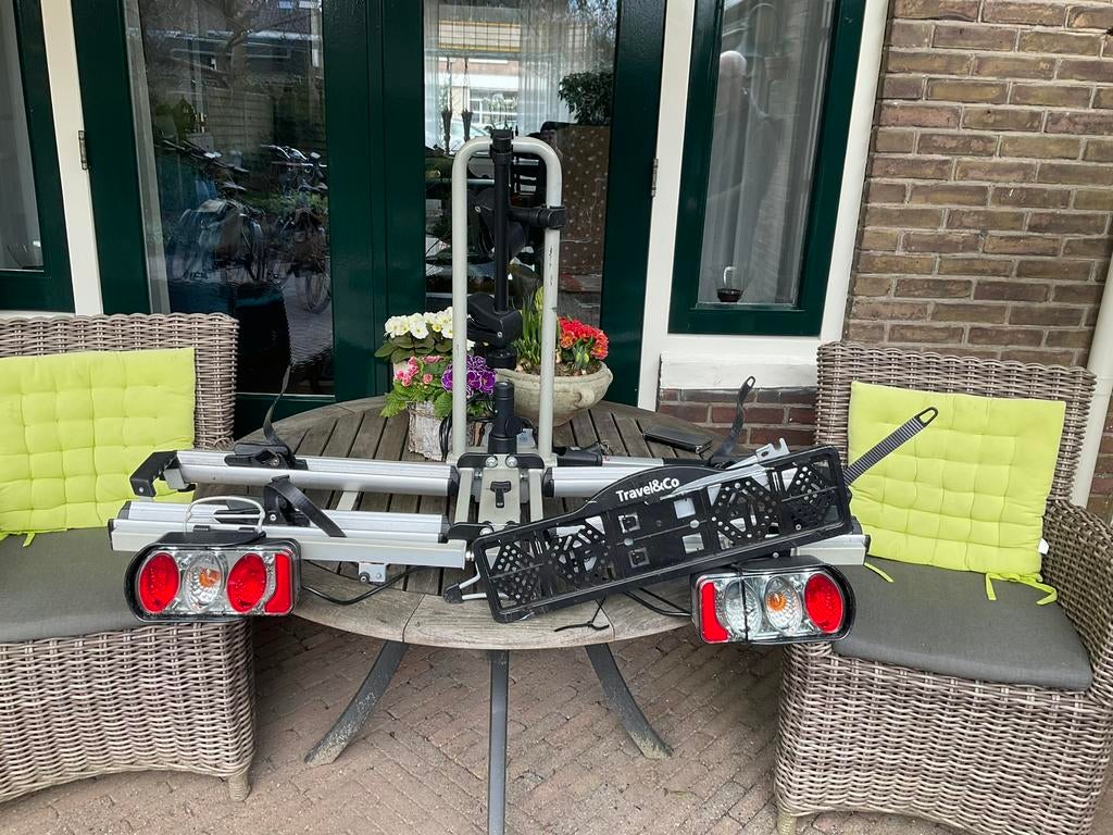 fietsendrager Travel & Co, Ophalen, Gebruikt, 2 fietsen, Trekhaakdrager