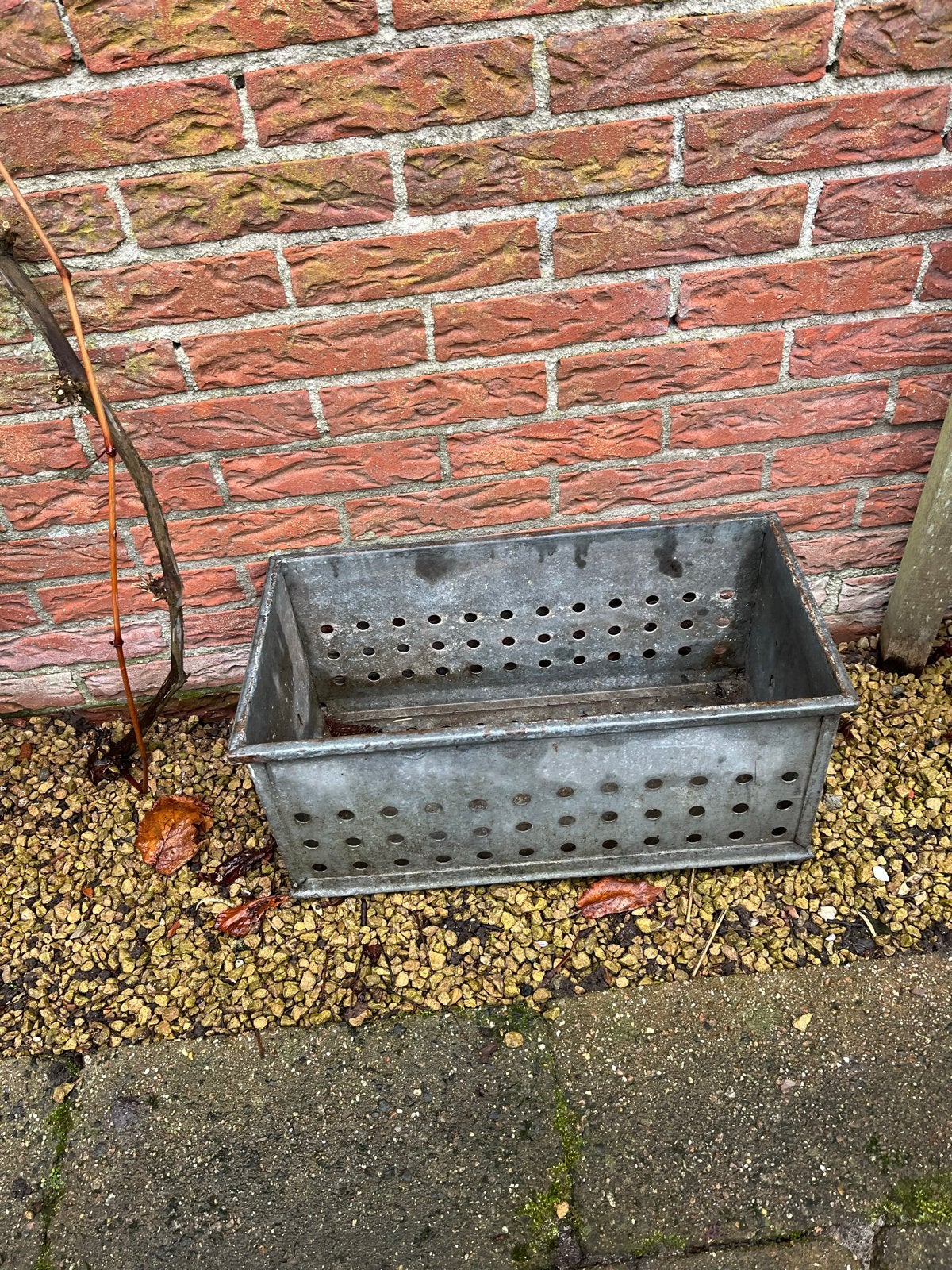 Zinken bak met gaten - Ideaal voor planten of opslag, Ophalen, Gebruikt, Minder dan 30 cm, Balkon