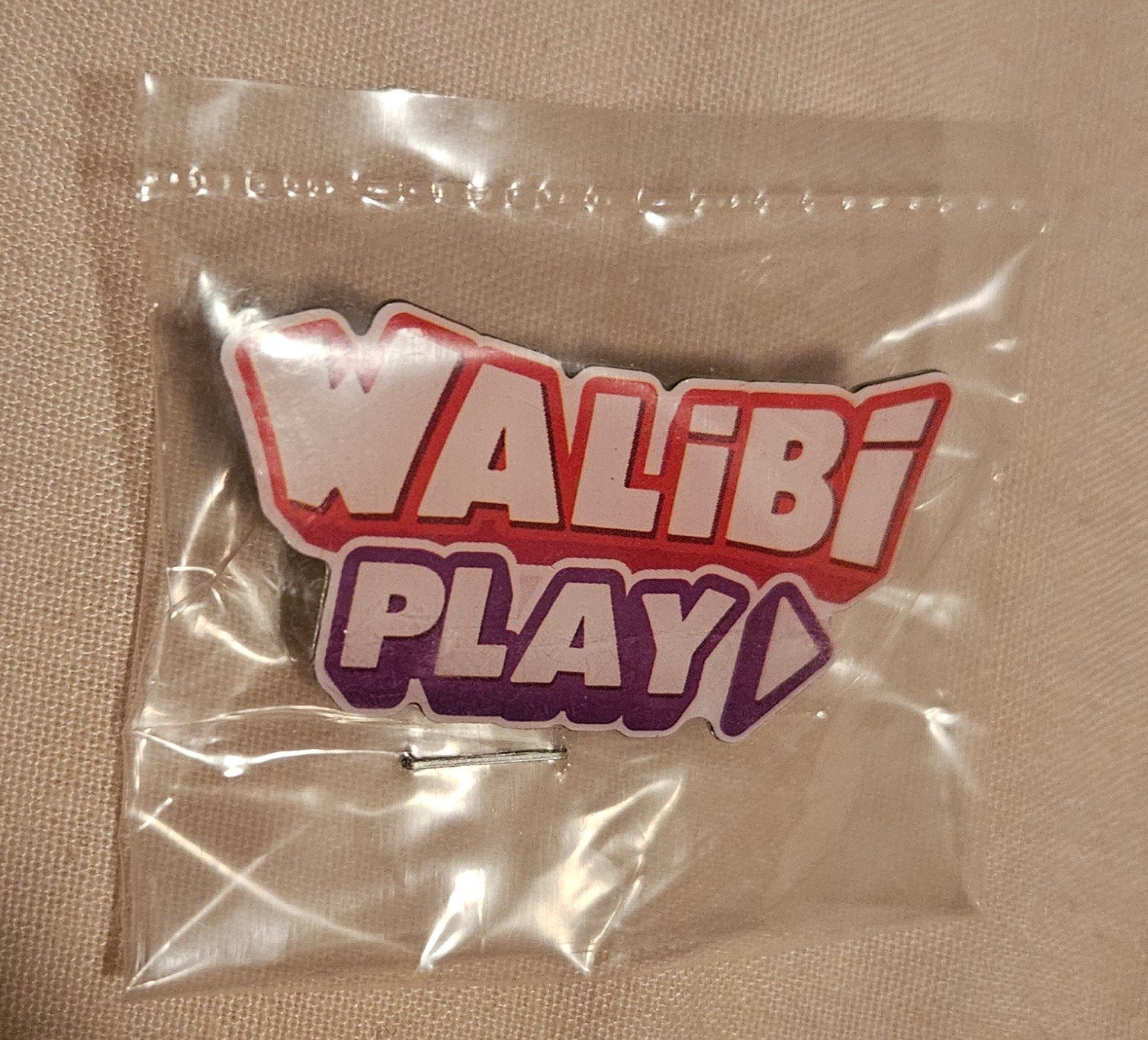 WALIBI PLAY PIN, Verzamelen, Ophalen of Verzenden, Nieuw, Speldje of Pin