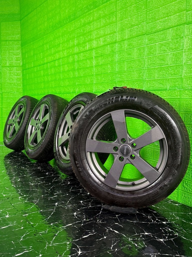 Volkswagen Tiguan Audi Q3 Skoda Kodiaq velgen 17" 5x112 wint