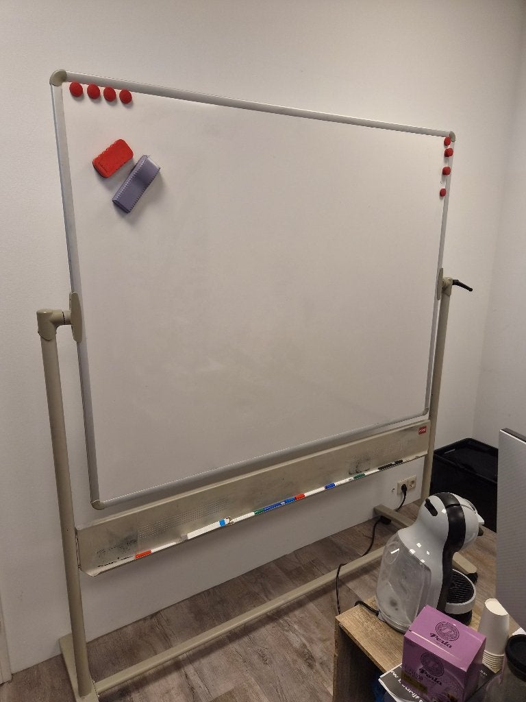 Whiteboard, Ophalen, Zo goed als nieuw, Whiteboard
