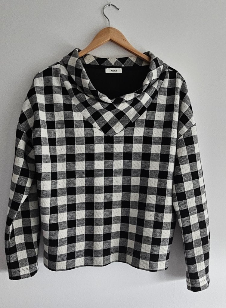 Anna zwart/wit geblokte sweatshirt, Ophalen of Verzenden, Zo goed als nieuw, Maat 42/44 (L), Zwart