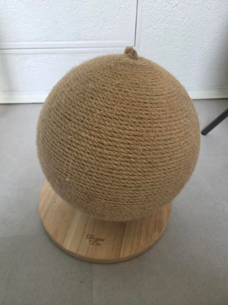 Designed by Lotte krabbal, Dieren en Toebehoren, Krabmeubelen, Ophalen, Krabpaal