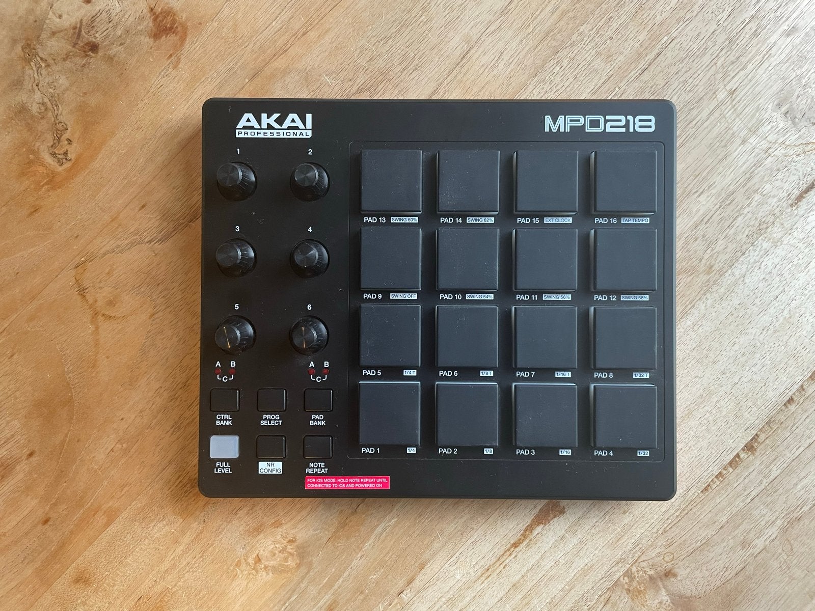 AKAI Professional MPD218 MIDI Pad Controller, Overige merken, Verzenden, Midi-aansluiting, Overige aantallen