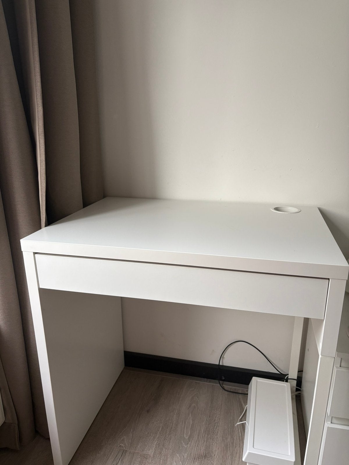 IKEA MICKE bureau, Ophalen, Gebruikt, IKEA, Wit
