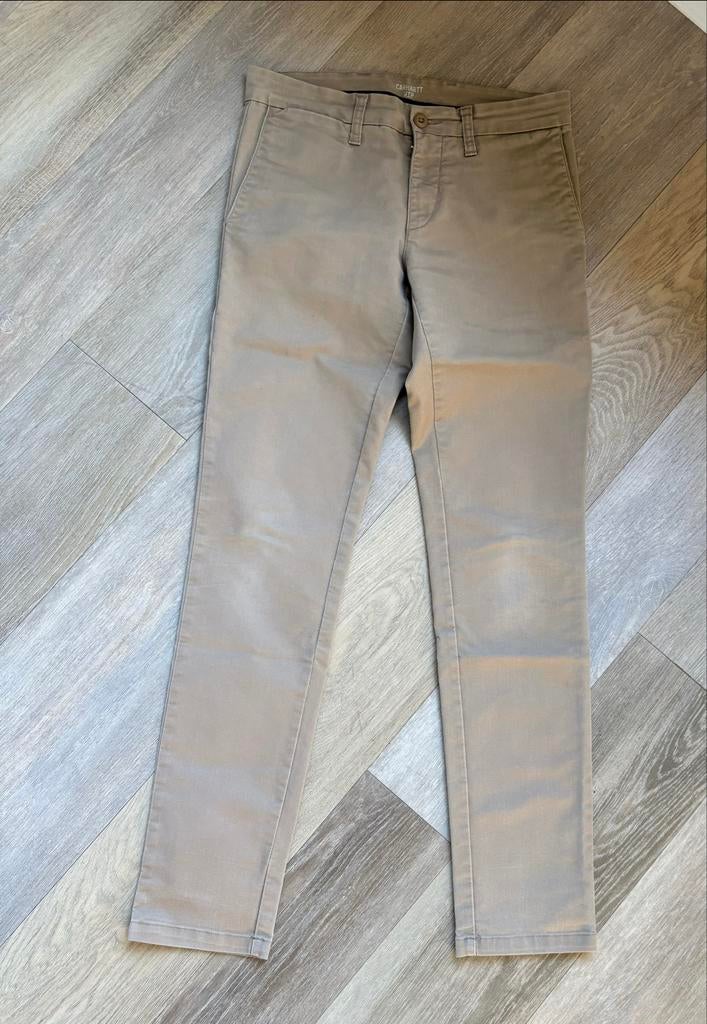 Carhartt WIP Chino Broek - Beige 30-34, Kleding | Heren, Broeken en Pantalons, Ophalen of Verzenden, Gedragen, Overige maten, Beige