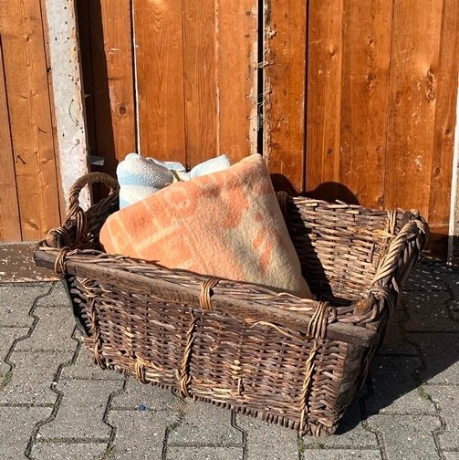 Mand 79 x 54 x 40 cm origineel wasmand Frankrijk gevlochten, Ophalen, Gebruikt, Mand, Riet