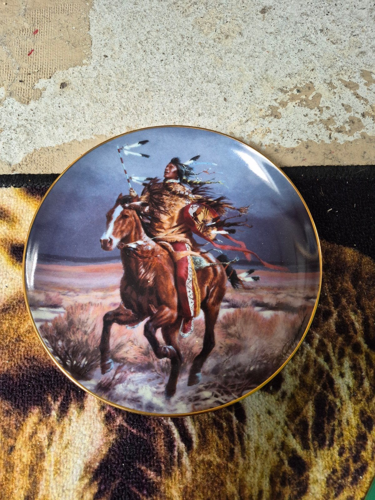 Westerse Heritage Museum 'Triumphant Warrior' sierbord, Ophalen of Verzenden