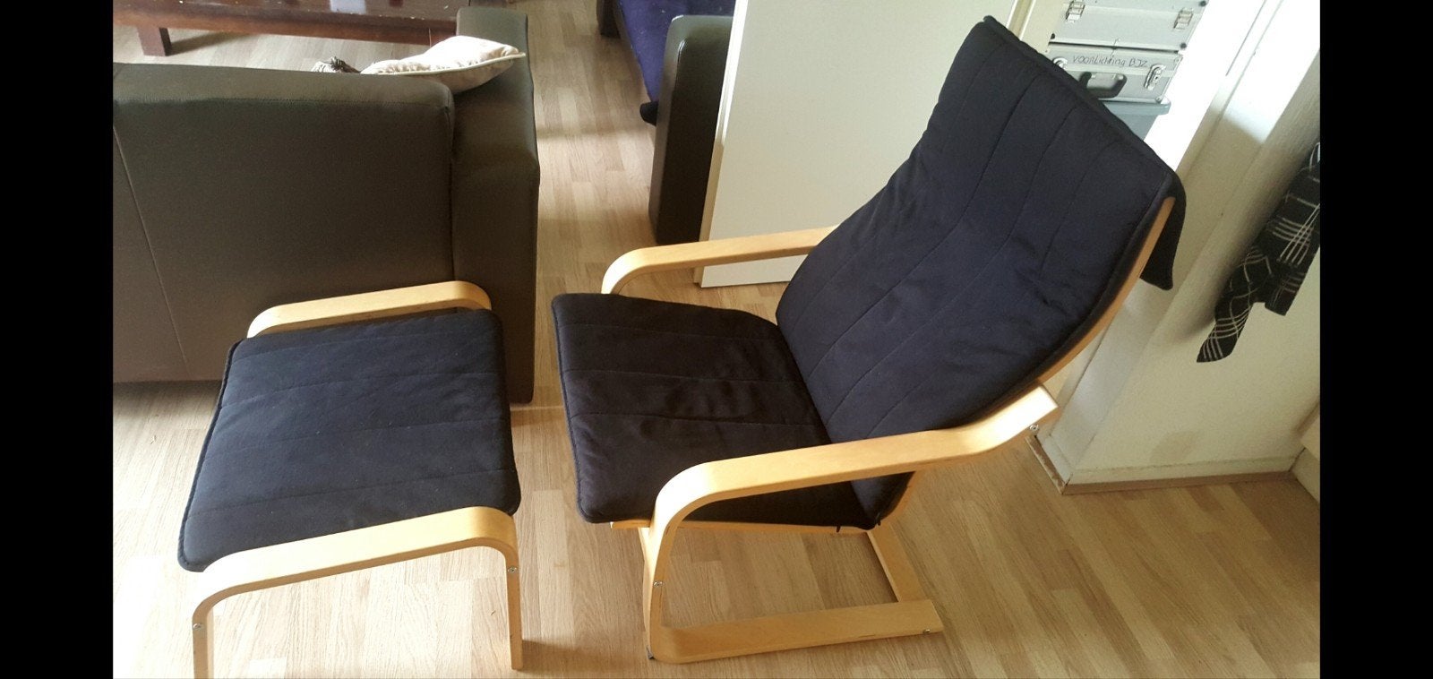 Ikea Poäng fauteuil met voetenbank - Zwart/Hout, Ophalen, Gebruikt, Modern, Scandinavisch, Zwart