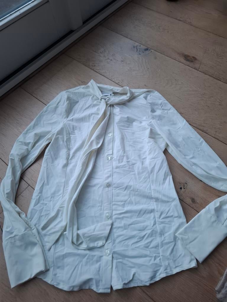 HART by Helena Hart Witte Blouse met Strikdetail Maat M, Maat 38/40 (M), Ophalen of Verzenden, Zo goed als nieuw, Wit