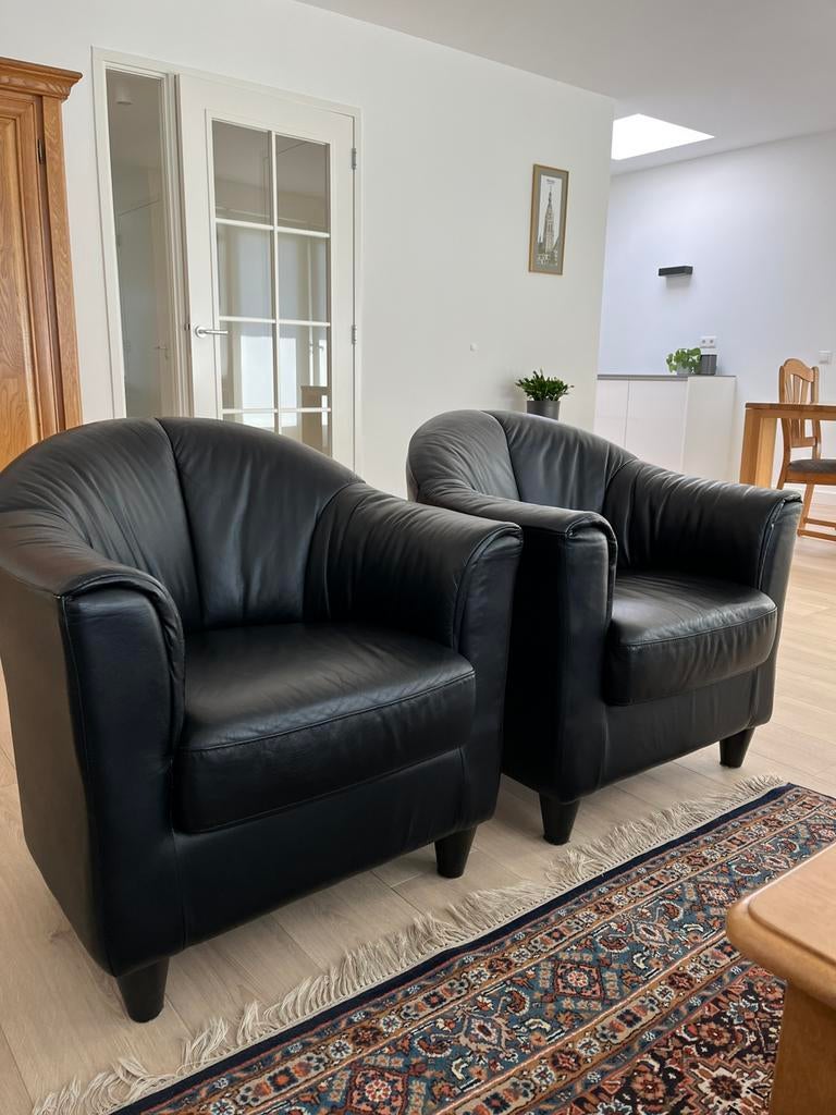 Twee zwarte leren fauteuils merk Leatherworld, Ophalen, Zo goed als nieuw, 75 tot 100 cm, 50 tot 75 cm