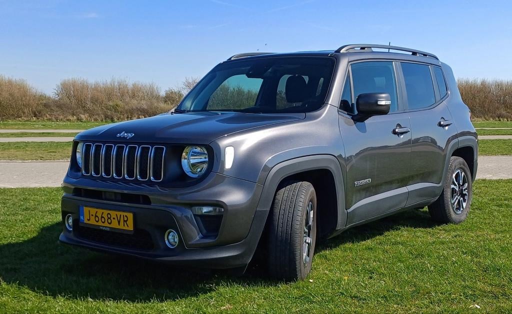 Jeep Renegade 1.3T 150pk Ddct 2019 Grijs, Auto's, Jeep, 4 cilinders, 151 pk, Navigatiesysteem, SUV of Terreinwagen
