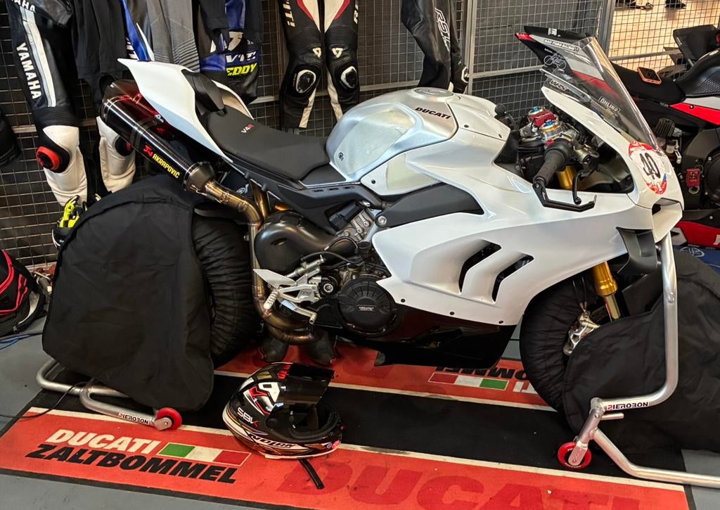 Ducati Panigale V4R 2023 3000km, Particulier, Super Sport