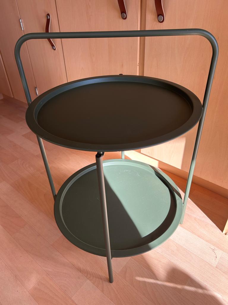 Groene metalen bijzettafel met twee ronde bladen MOET NU WEG, Minder dan 55 cm, Metaal of Aluminium, Rond, Zo goed als nieuw