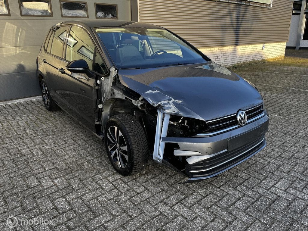 Volkswagen Golf Sportsvan 1.0 TSI AUTOMAAT/CRUISE/CAMERA/PDC, Auto's, Volkswagen, Stof, Gebruikt, 116 pk, Golf Sportsvan