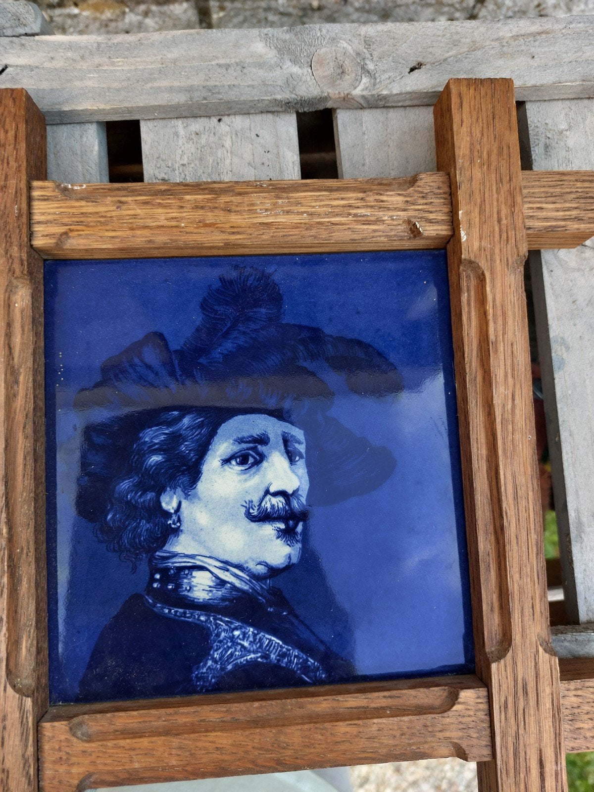 Delfts Blauw Tegel met Musketier in Eikenhouten Lijst, Ophalen of Verzenden