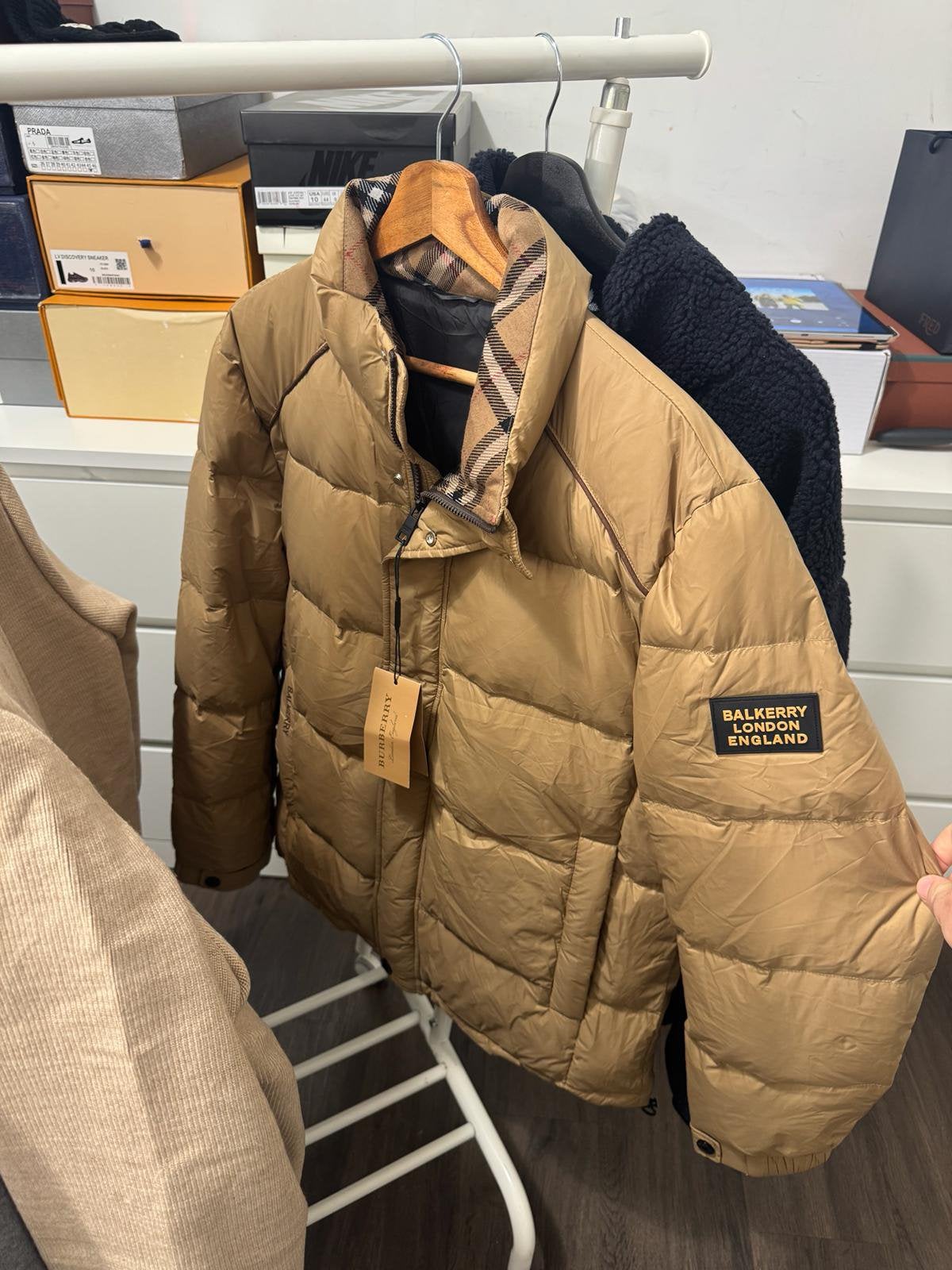 Burberry Pufferacket Beige, Kleding | Heren, Ophalen of Verzenden, Nieuw