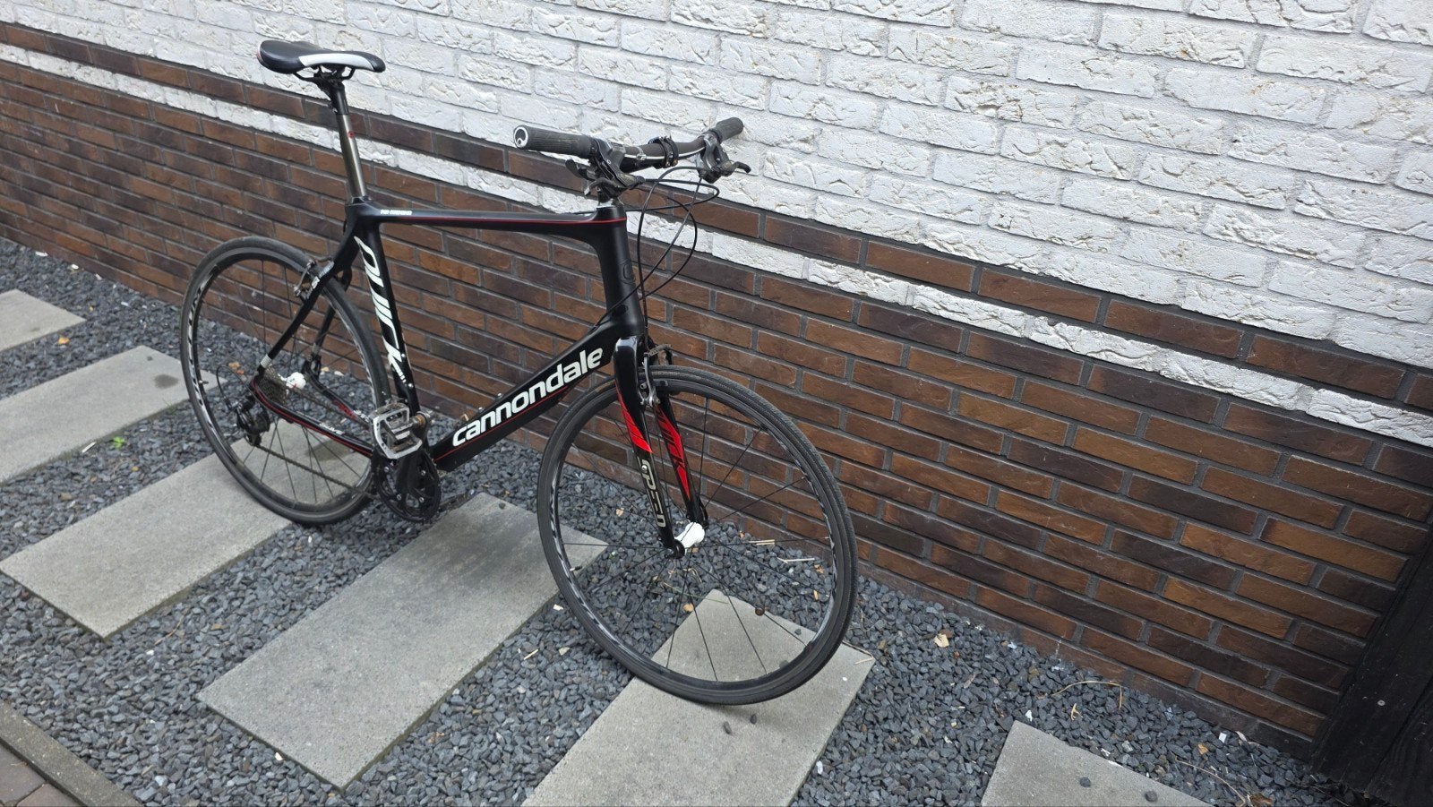 Cannondale Quick CX Hybride Fiets - volledig carbon, 28 inch, Gebruikt, Velgrem, 61 tot 65 cm