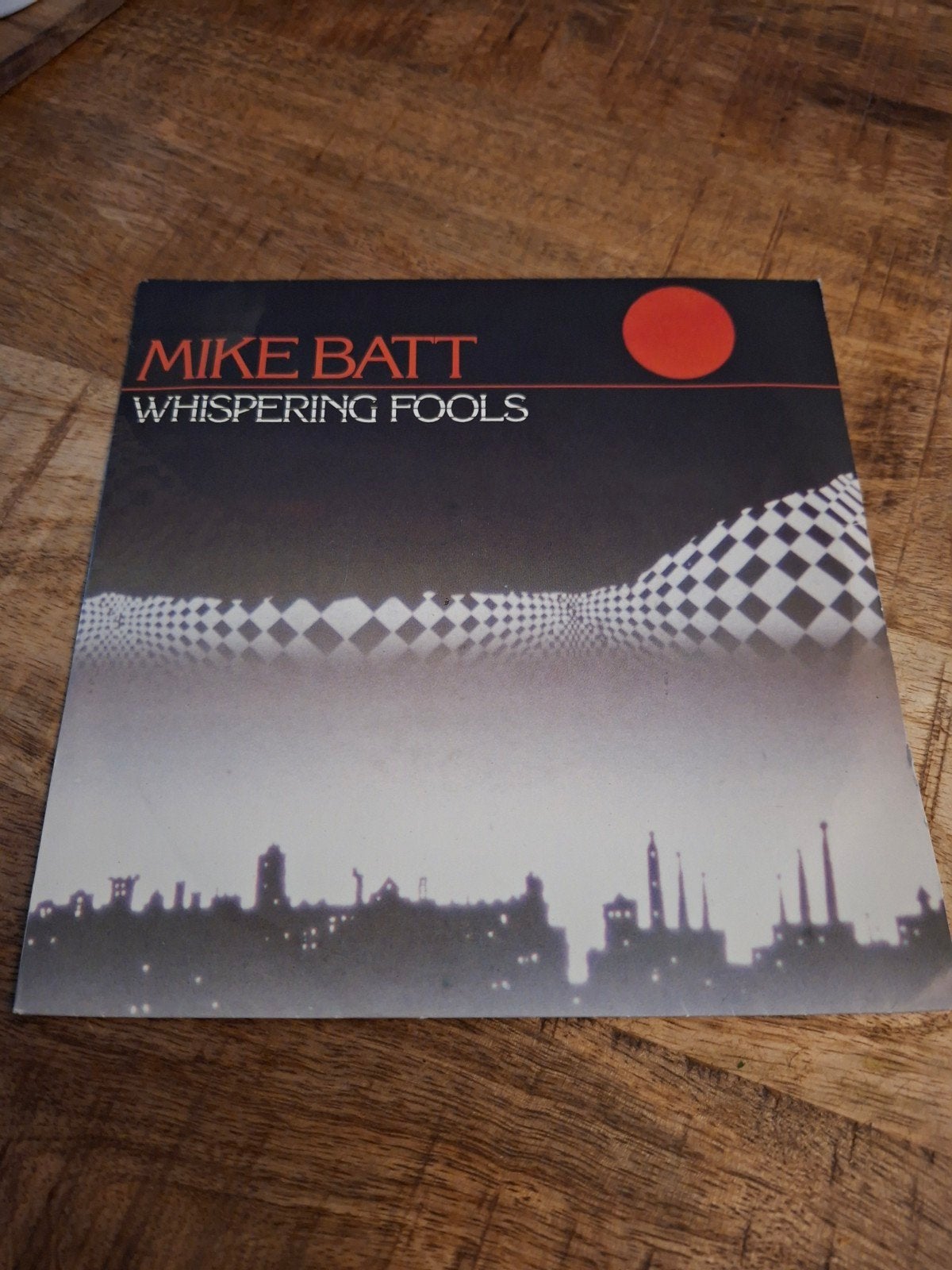 Mike batt / Whispering fools, Ophalen of Verzenden, Zo goed als nieuw, Nederlandstalig