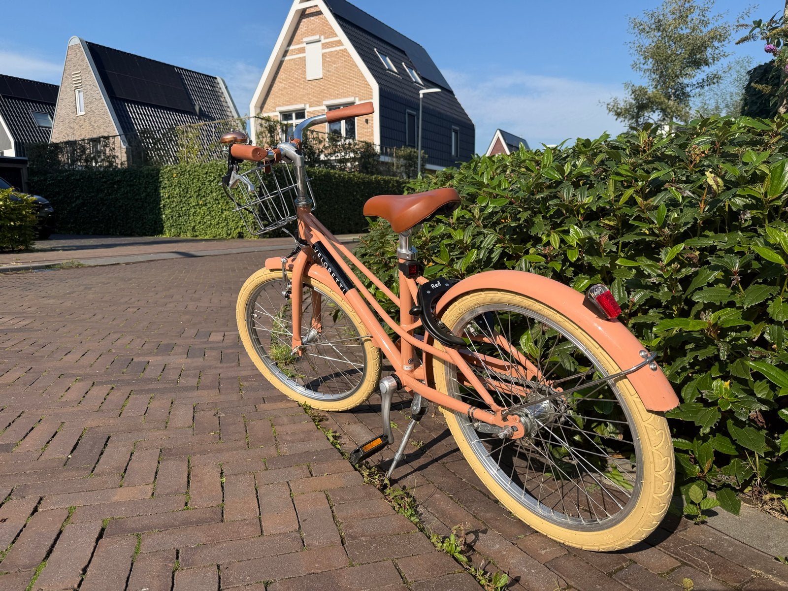 Foto 3 van Veloretti Junior Kinderfiets - Blazing Salmon