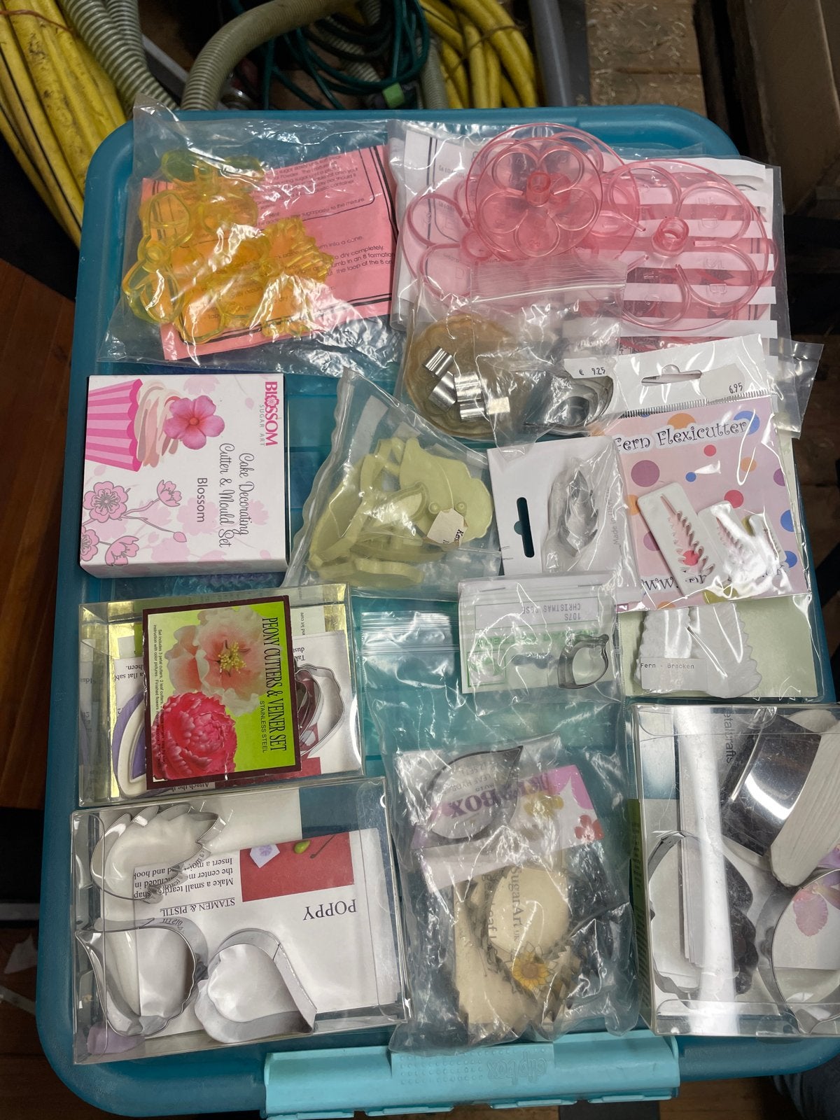 Grote set bak- en decoratiebenodigdheden voor taarten, Ophalen of Verzenden, Zo goed als nieuw, Taarten of Cupcakes, Overige typen