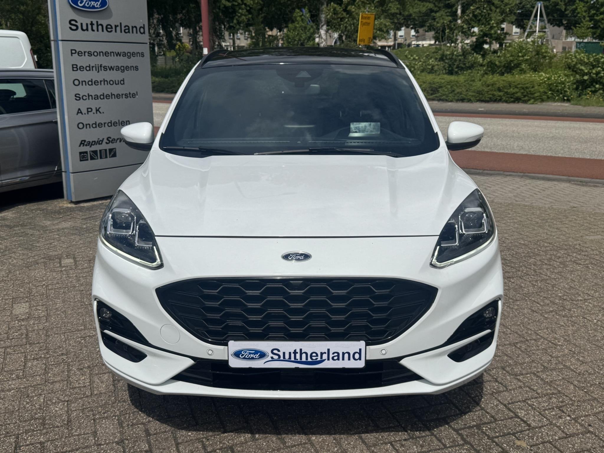 Ford Kuga 2.5 PHEV ST-Line X | 225pk | Adaptieve Cruise | Pa, 14 kWh, Gebruikt, 4 cilinders, Leder en Stof