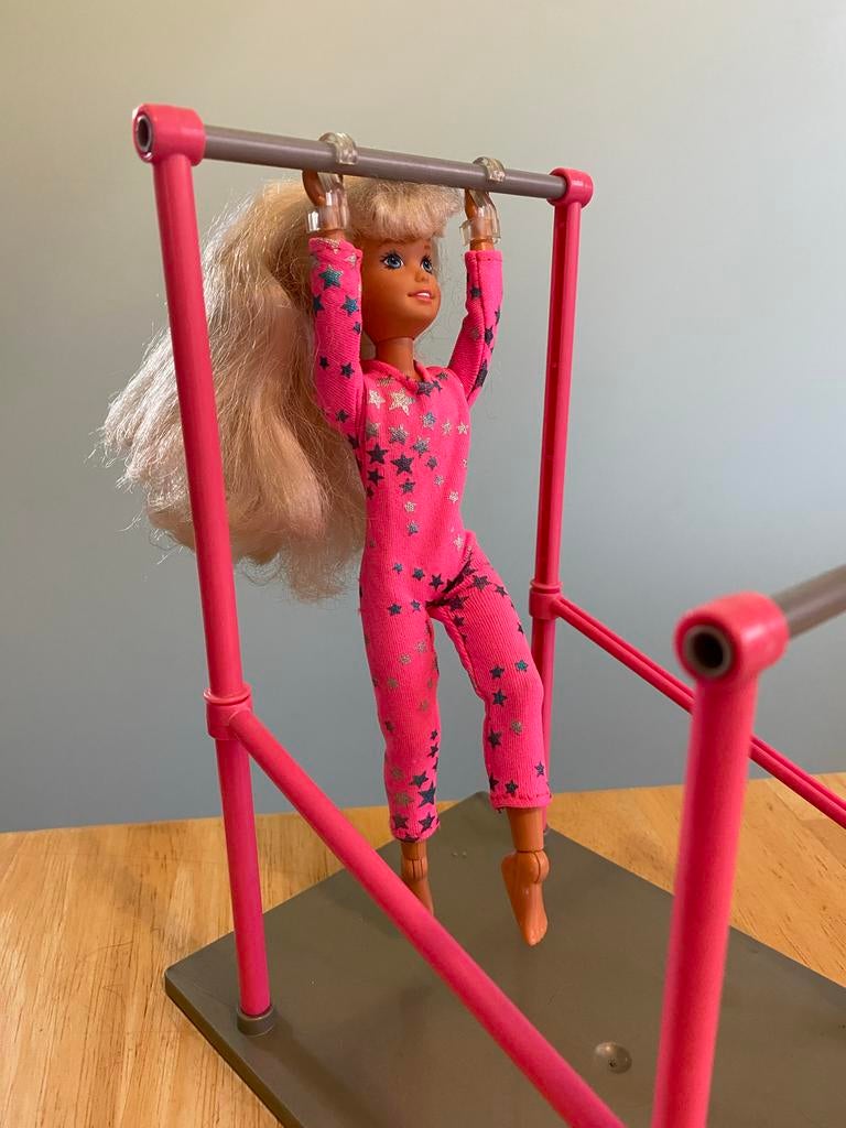 Barbie turnster aan de rekstok - Vintage Barbie, Ophalen, Gebruikt, Barbie