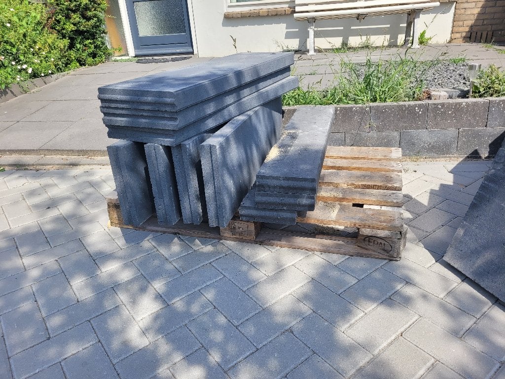 Gratis..Tuintegel restant met banden, Tuin en Terras, Tegels en Klinkers, Ophalen, Overige typen, Nieuw, Minder dan 5 m²