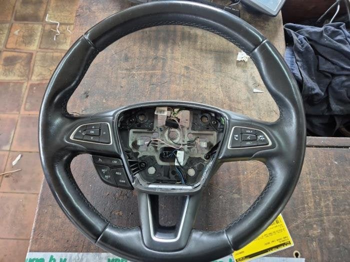 Stuurwiel van een Ford Focus, Gebruikt, -, -, Ford