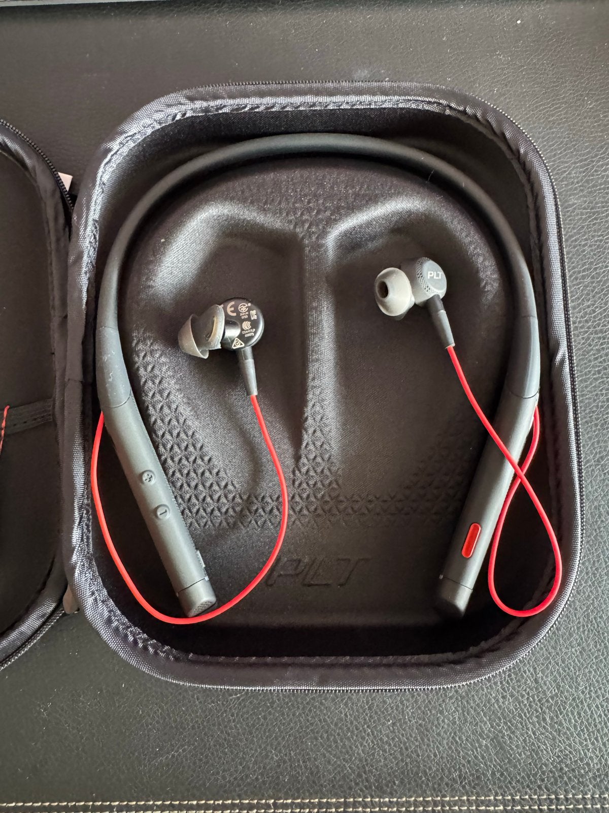 Poly Voyager 6200 UC Bluetooth Headset - Nieuw in verpakking, In-ear, Bluetooth, Nieuw, Zwart