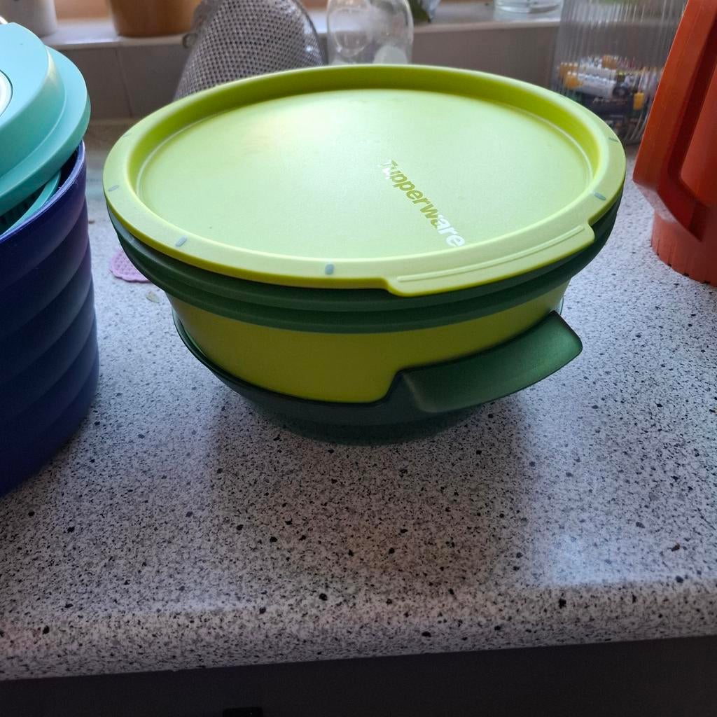 Tupperware opvouwbare kom - groen, Ophalen of Verzenden, Gebruikt, Groen, Bak of Kom