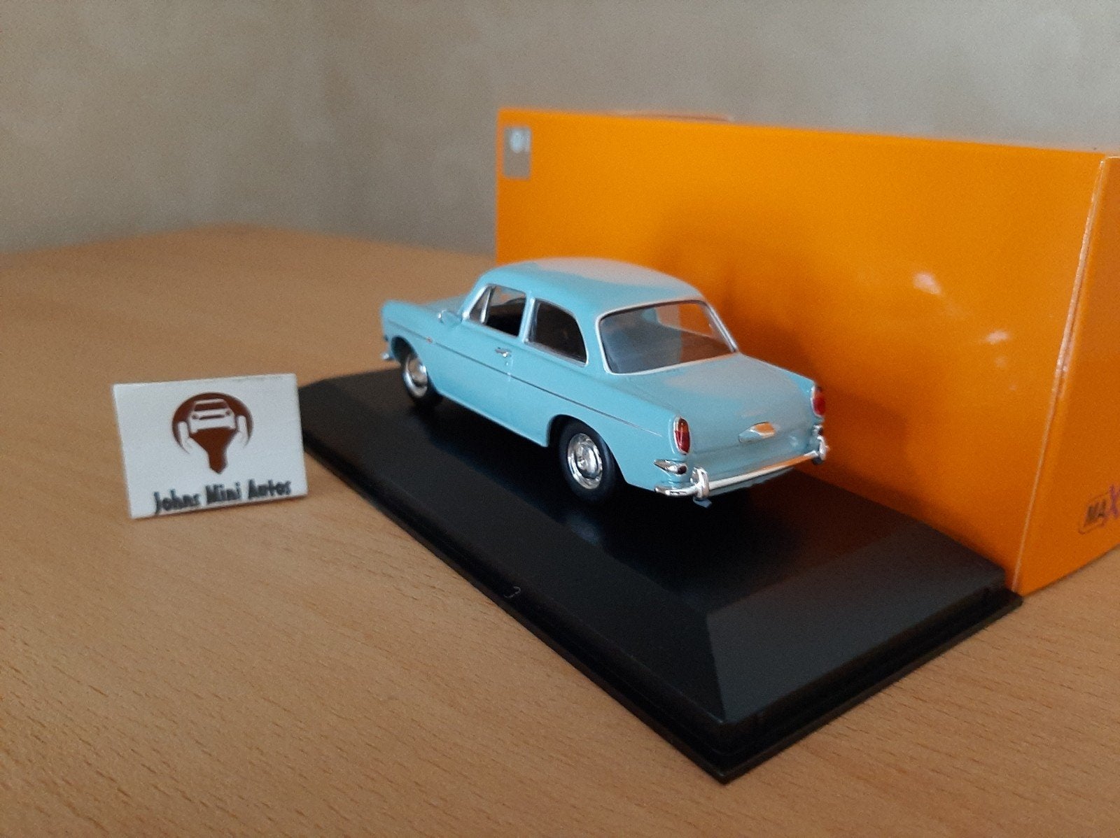 Volkswagen 1600 uit 1966 lichtblauw van Maxichamps 1:43, Overige merken, Auto, Nieuw, Ophalen of Verzenden