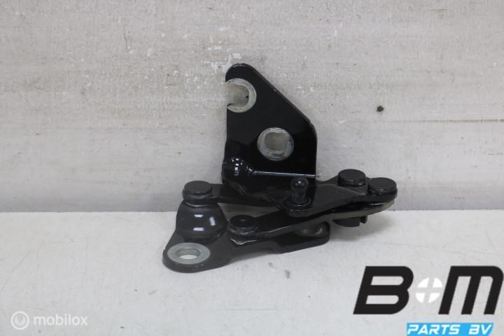 Klepscharnier links VW T-Roc FL Cabrio LC9X 2GC827301A, Gebruikt